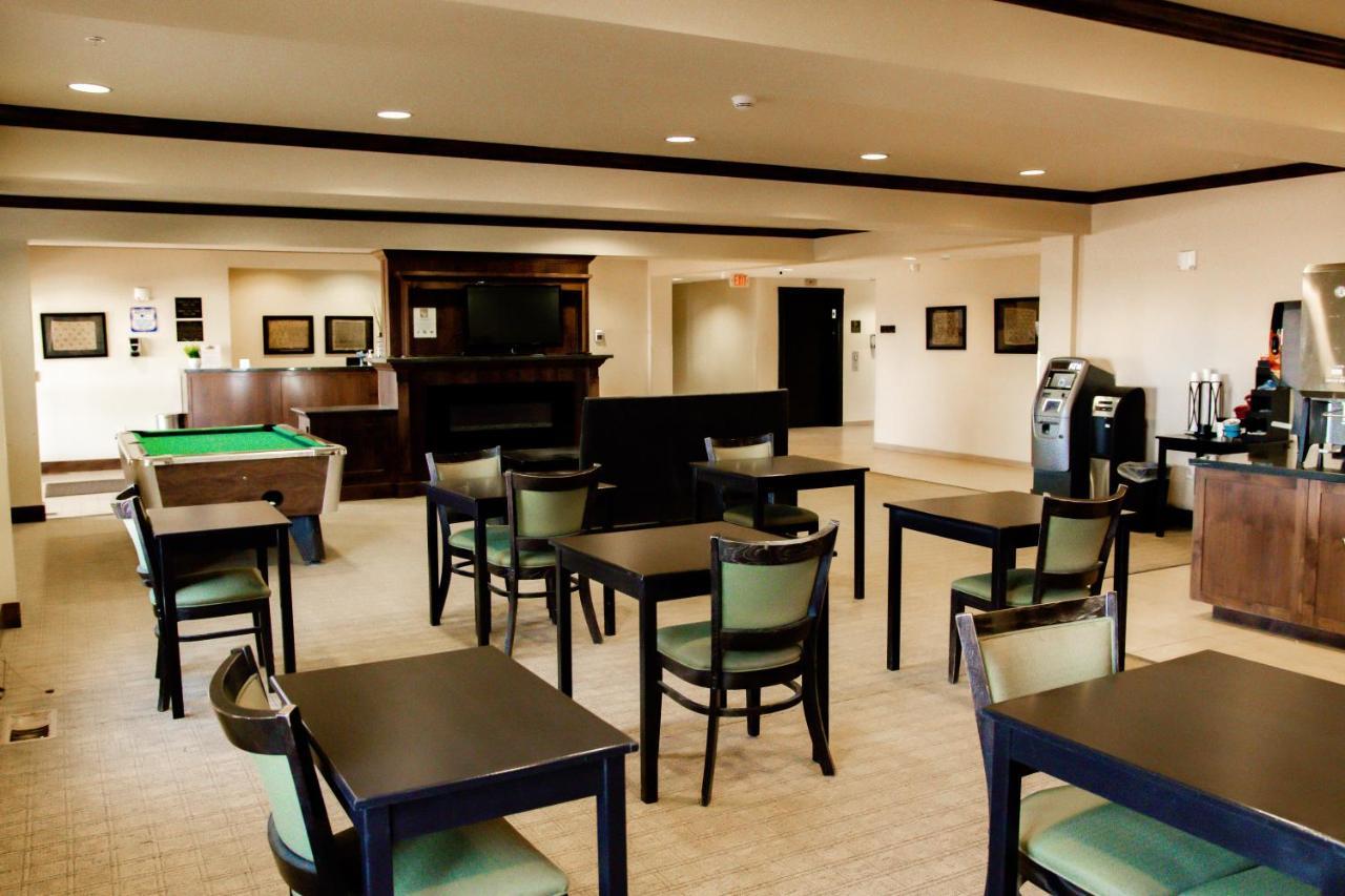 Black Gold Suites Stanley Exterior photo