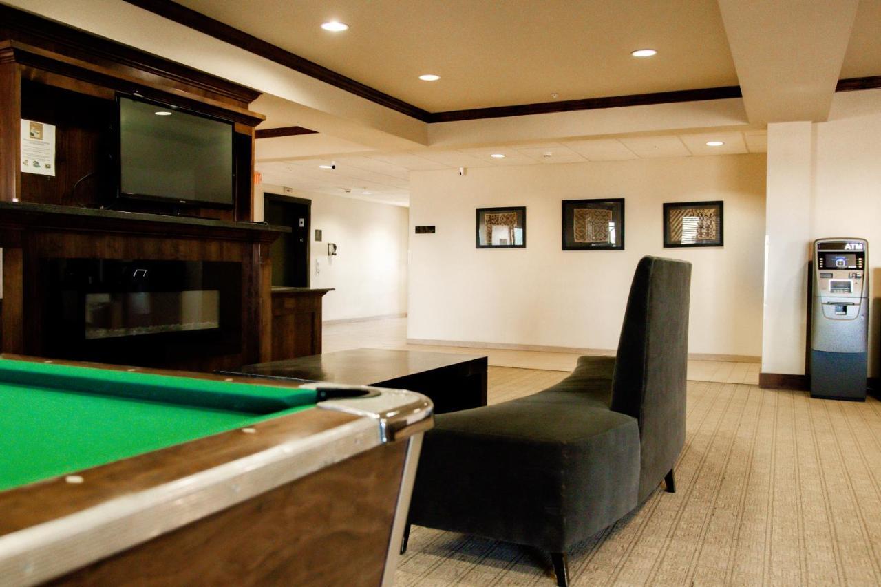 Black Gold Suites Stanley Exterior photo